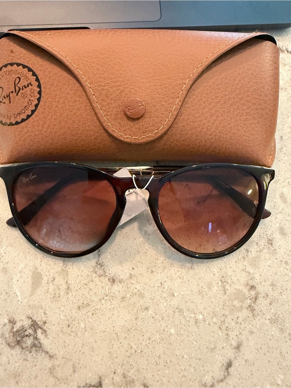 Ray Ban Erika Sunglasses Womens New with case Brown